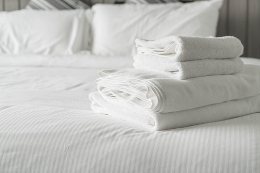 Quel type de linge de lit choisir pour votre gîte, votre chambre d’hôtes ou votre conciergerie ? - Yuna