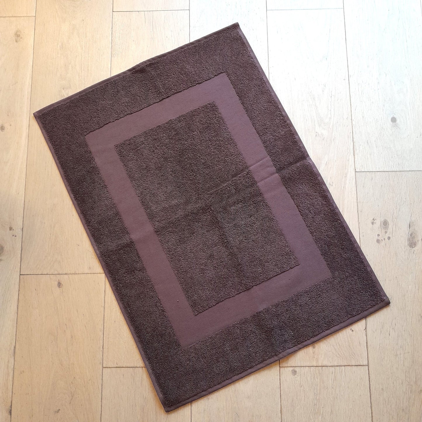 Tapis de bain marron chocolat NEUF - Yuna